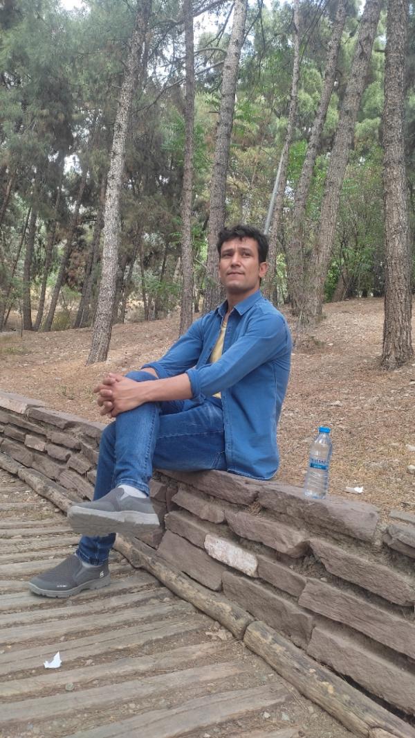 تصویر پروفایل نادر