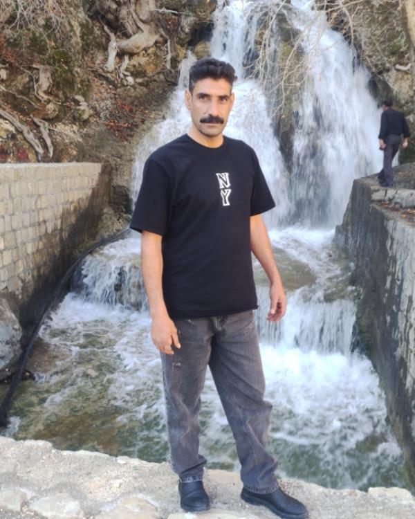 تصویر پروفایل یزدان