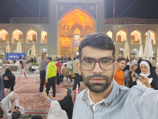 تصویر پروفایل علی
