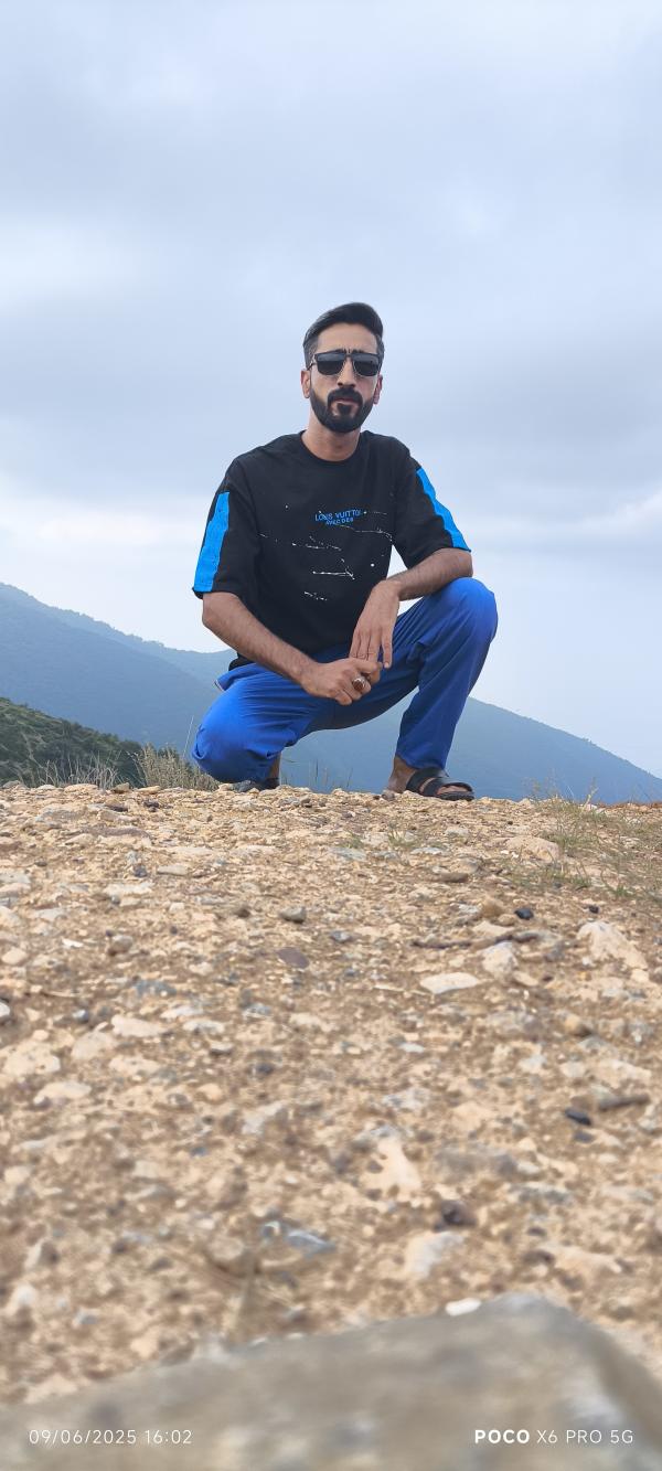 تصویر پروفایل عباس