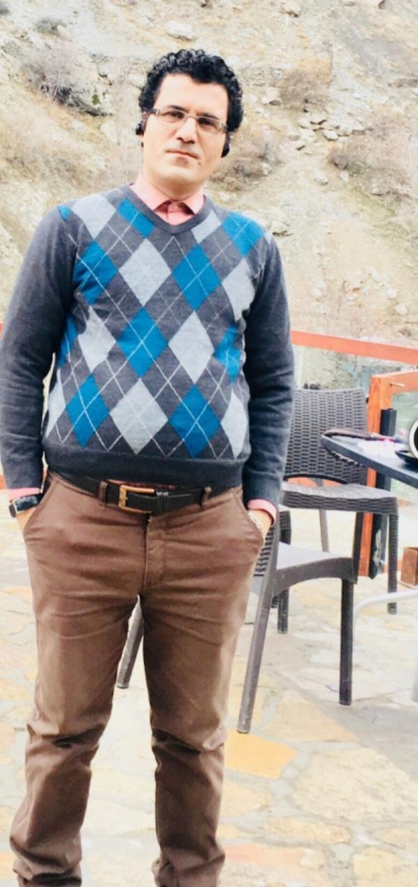 تصویر پروفایل احمد