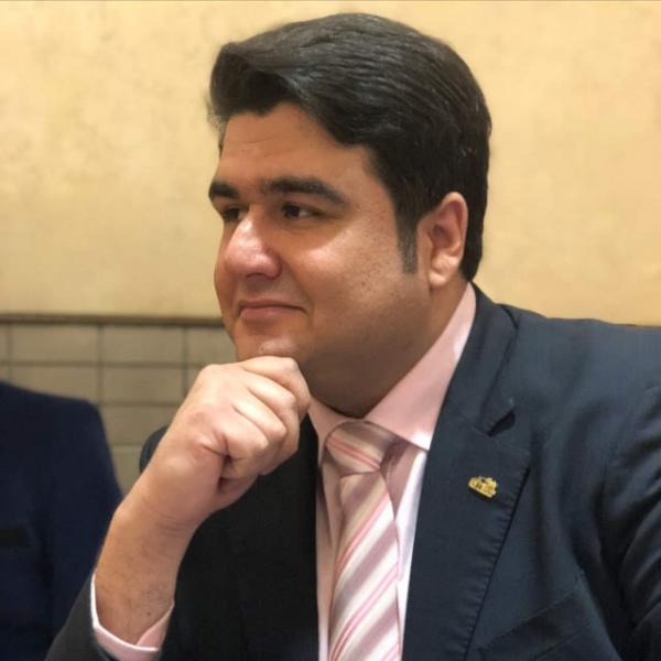 تصویر پروفایل آرش