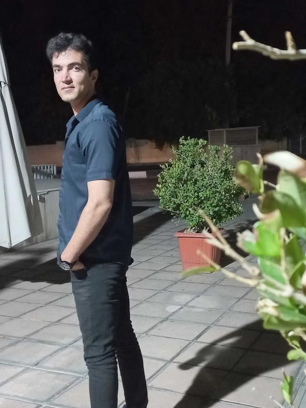 تصویر پروفایل رضا