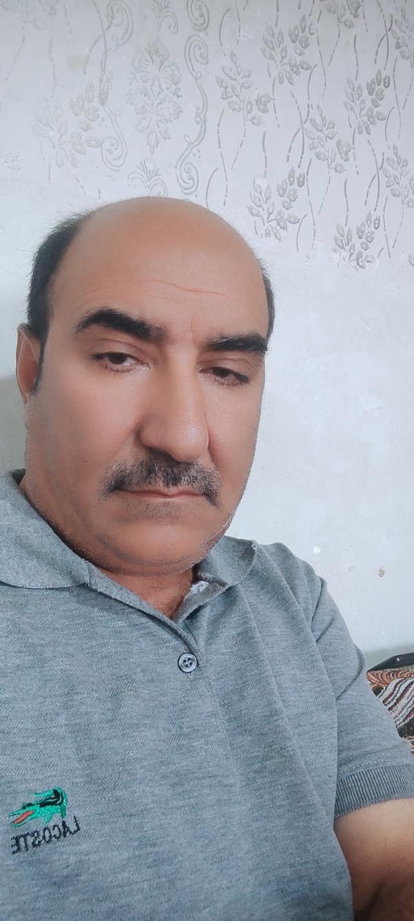 تصویر پروفایل علی