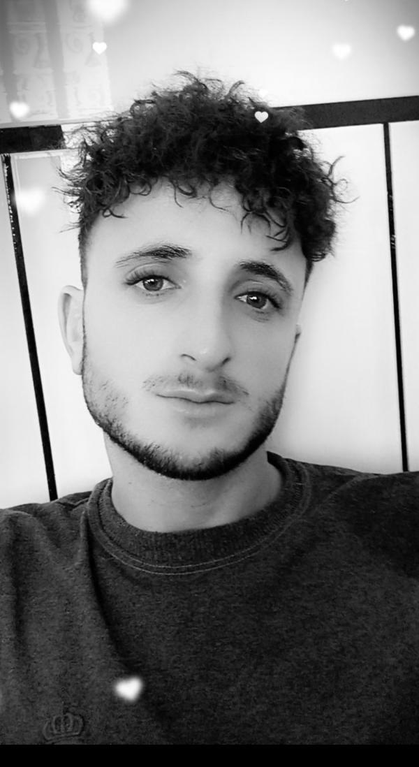 تصویر پروفایل بدون نام