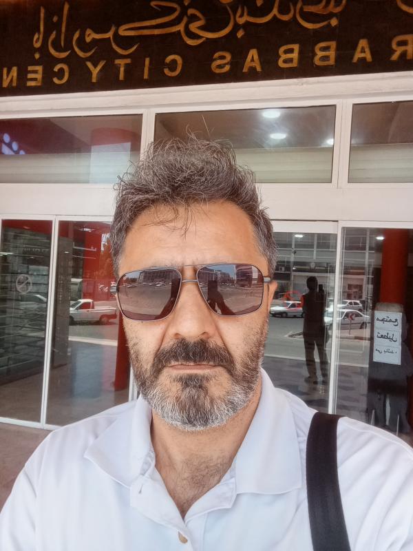 تصویر پروفایل حسین