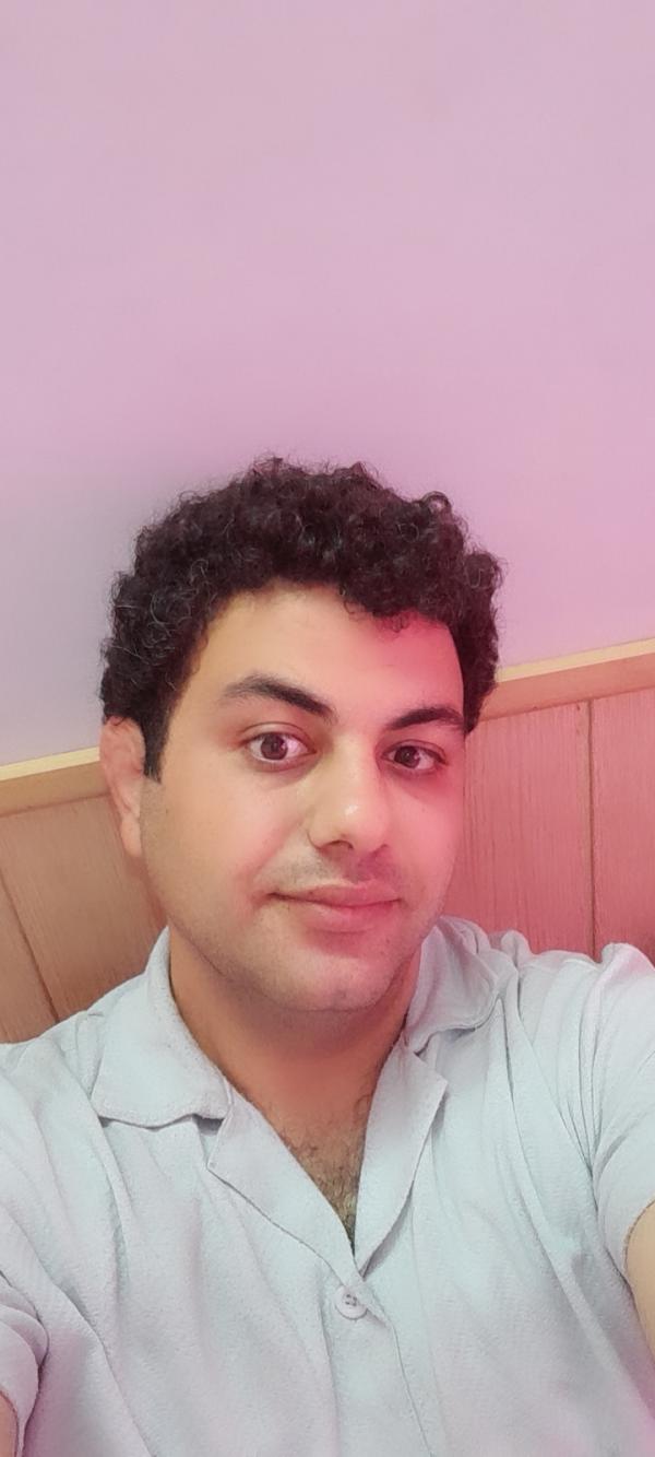تصویر پروفایل مصطفی