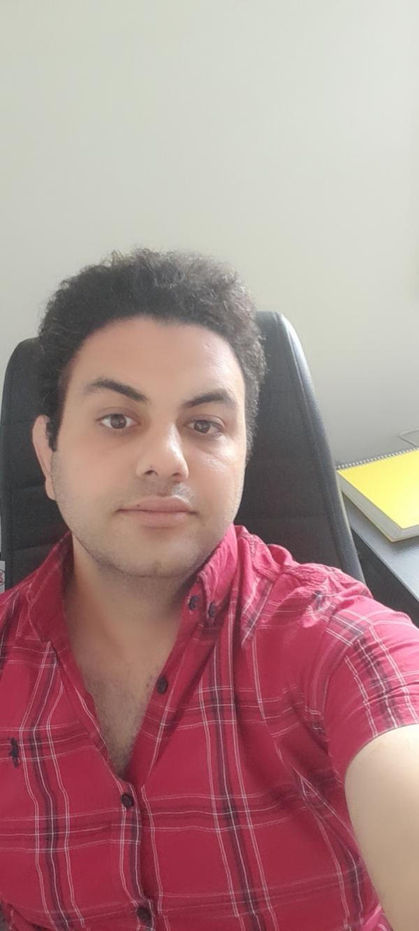 تصویر پروفایل مصطفی