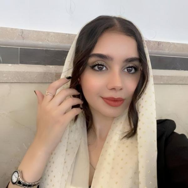 تصویر پروفایل نیلوفر